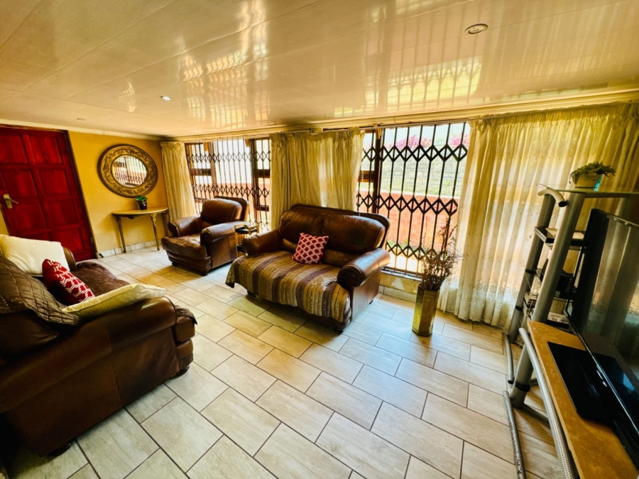 10 Bedroom Property for Sale in Amalinda Eastern Cape